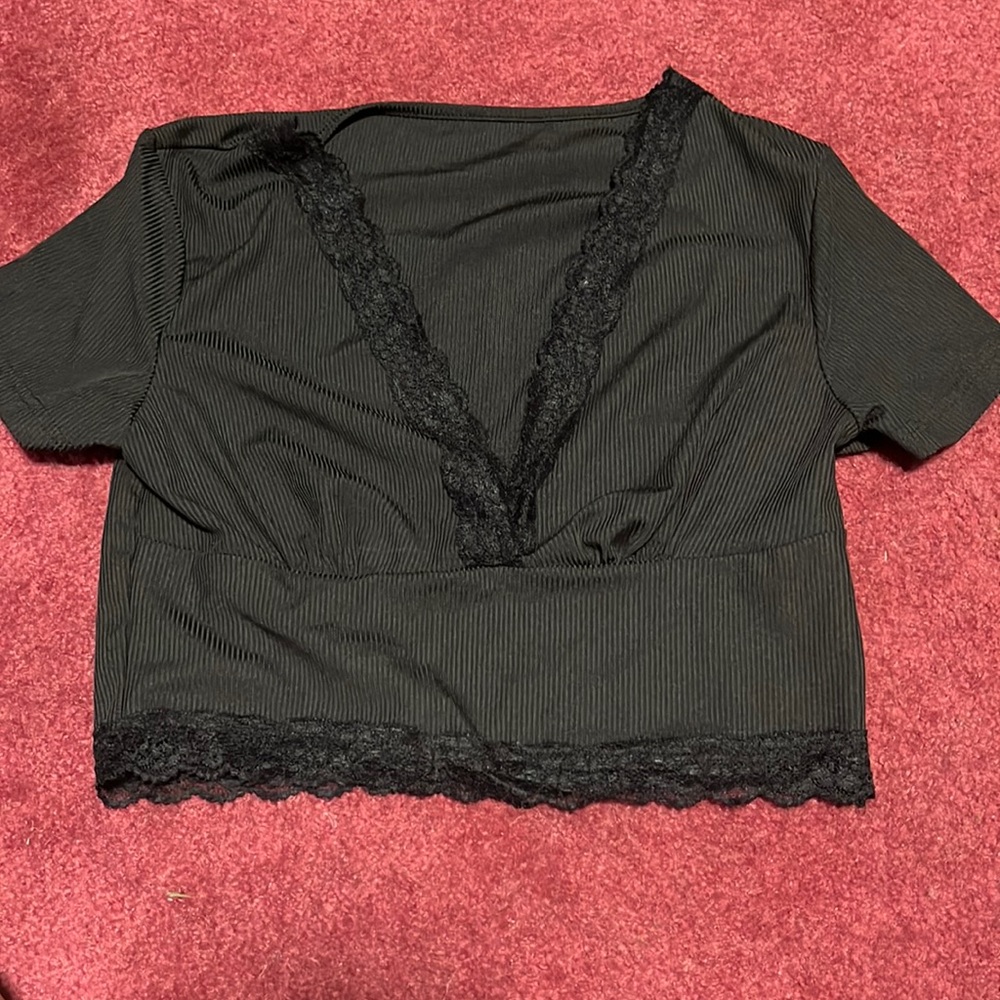 Cropped tee shirt